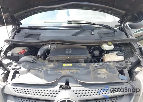 2018 Mercedes-Benz Metris from USA, damaged, VIN WD4PG2EE9J3354812